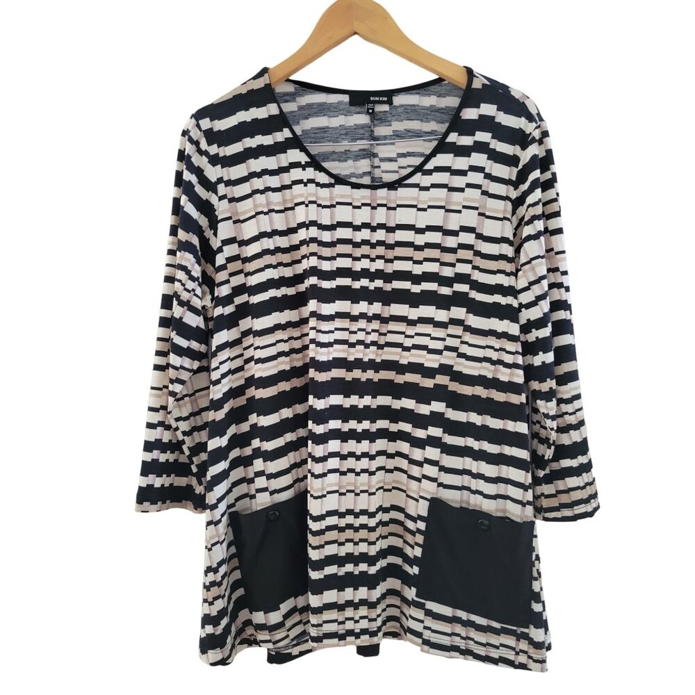 Sun Kim Tan Black pleated striped top size Large lagenlook Tiny Flaw Pockets